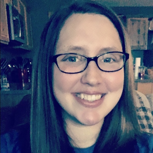 Meet your Posher, Kandyce - Picture 1 of 1